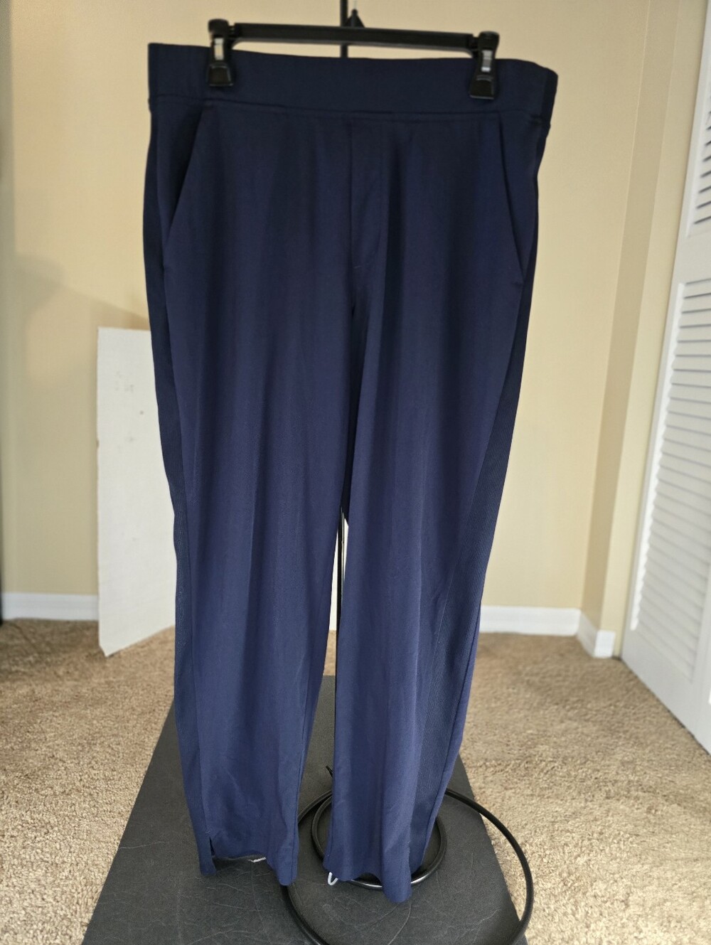Women's athleta brooklyn jogger navy Blue Size 12